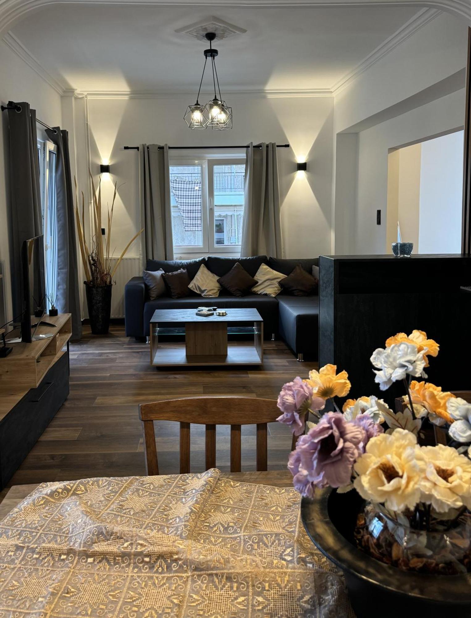 Navaro Apartments Patras Ngoại thất bức ảnh