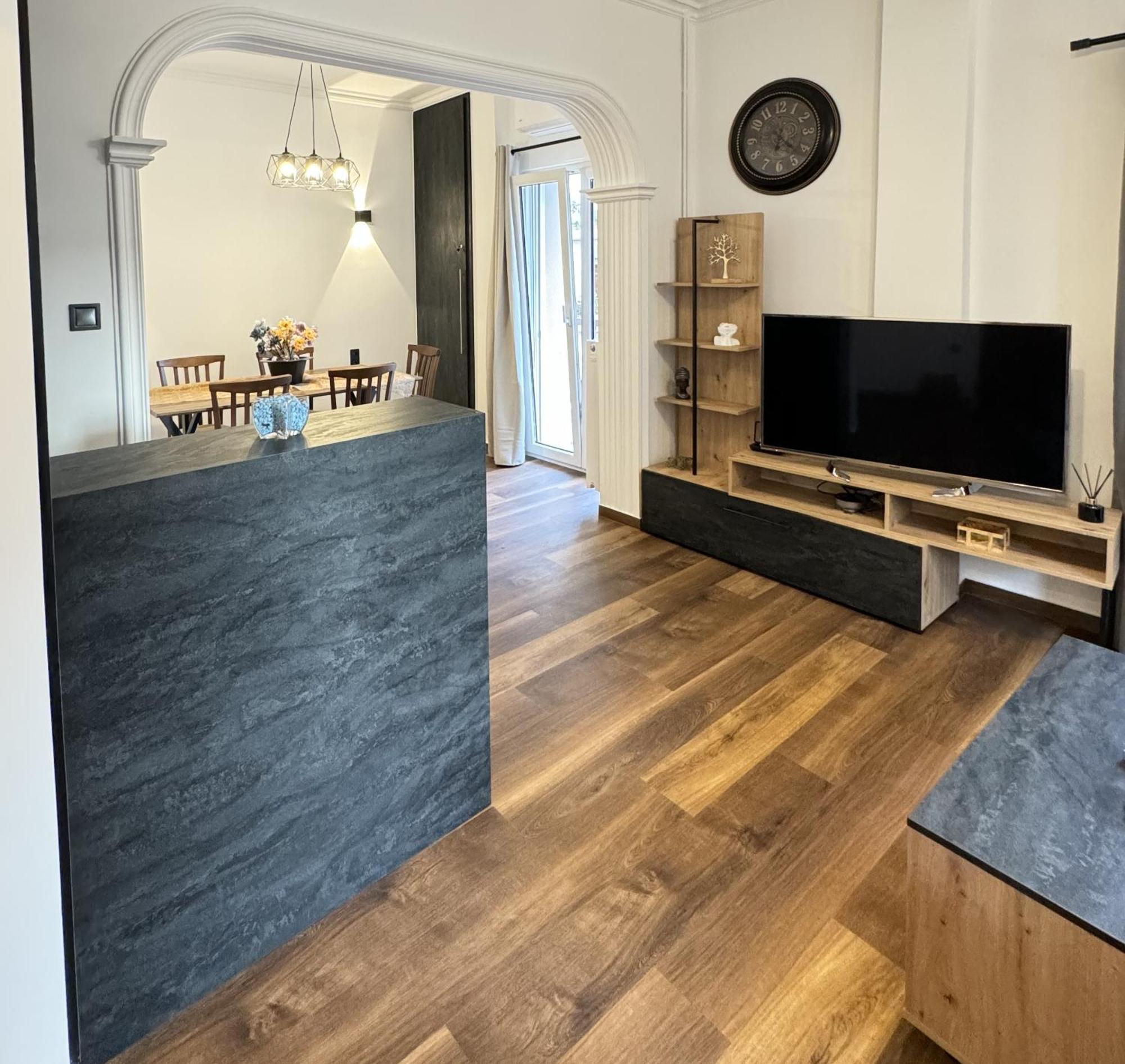 Navaro Apartments Patras Ngoại thất bức ảnh